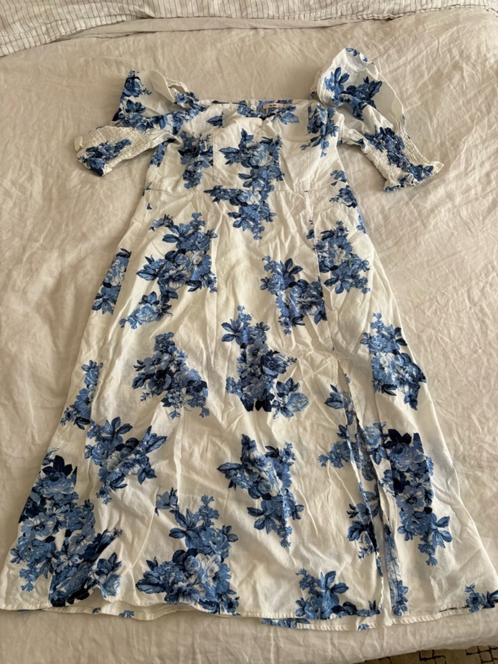 Francesca's Collections White Midi Dress with Blue Floral Design